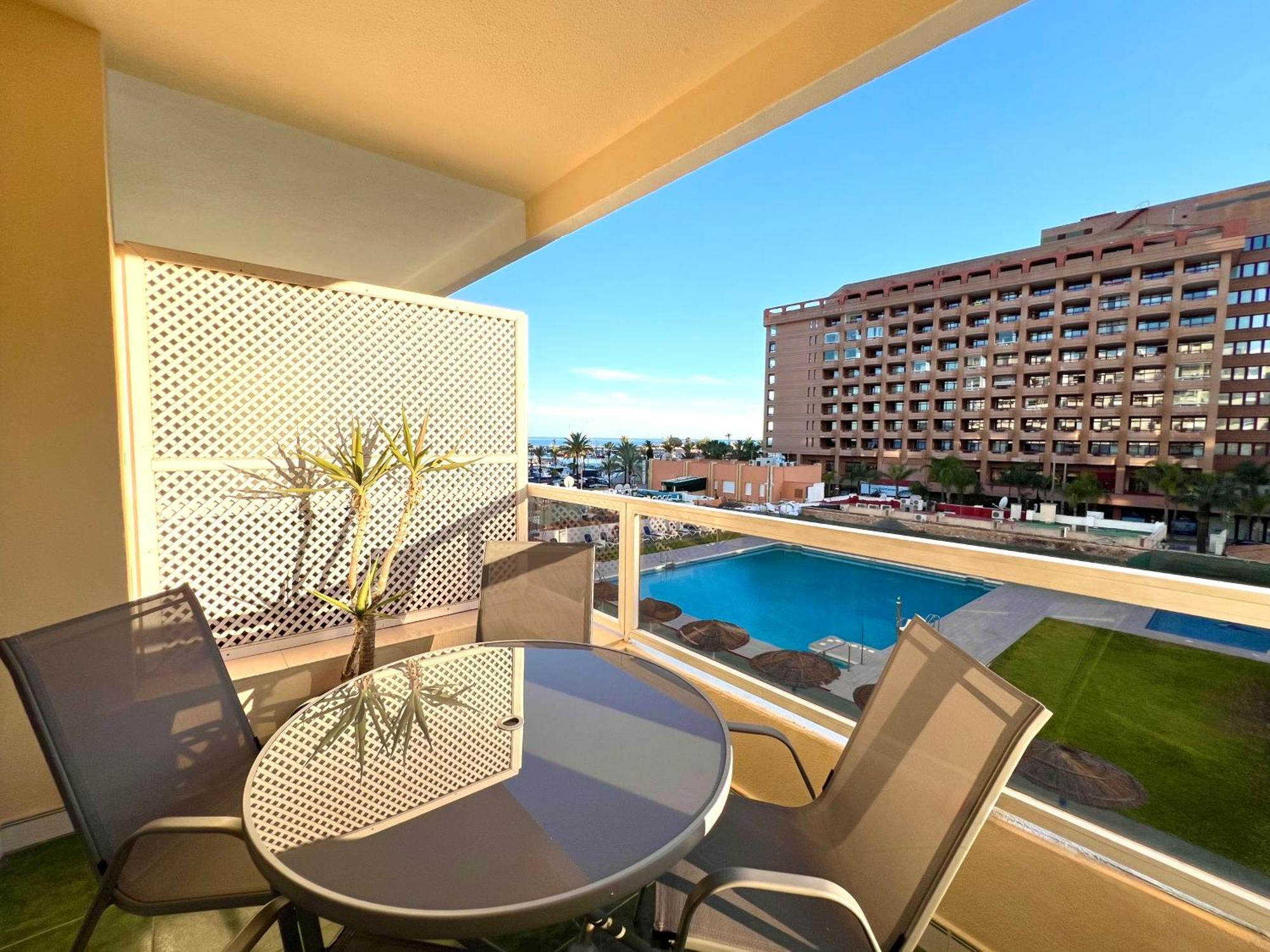 Pyr Beach And Pool Studio I Фуэнхирола Экстерьер фото